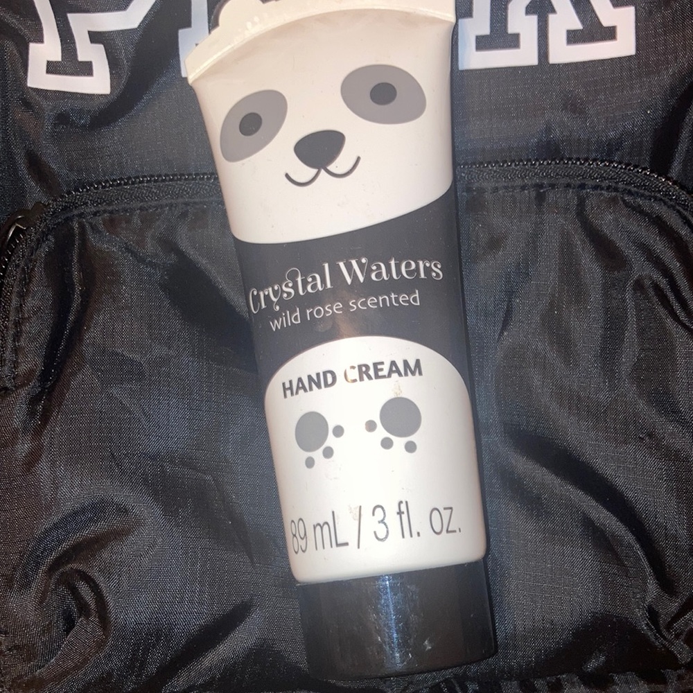 Néw crystal waters wild rose scented hand cream